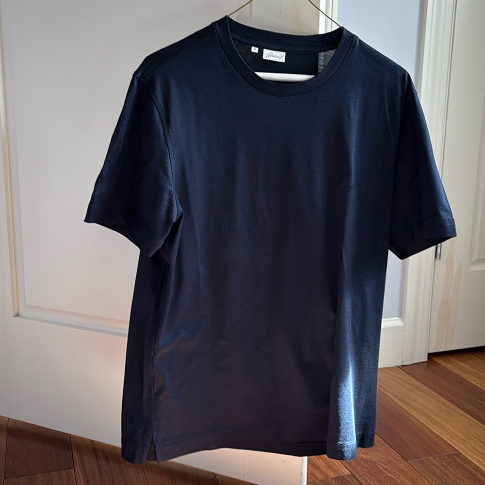 men’s Brioni, navy blue T-shirt, size medium